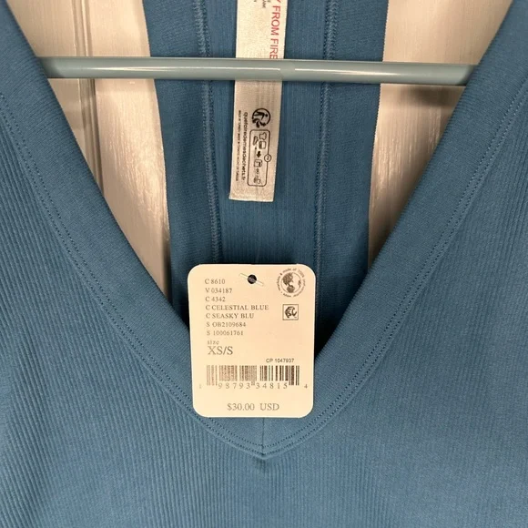 NWT Sold Out Color!Free People Movement All Clear V Neck Cami in Celestial Blue - Picture 6 of 7
